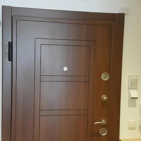 Apartment Mladost White Airport Sofia
